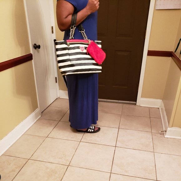 Betsey Johnson Handbags - Betsey johnson purse